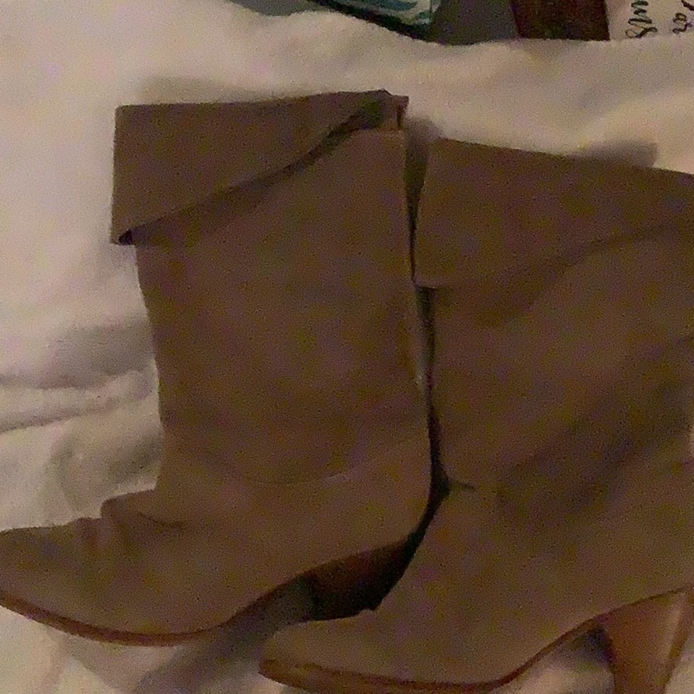 Vintage Frye Fold Over Suede Heeled Boots Mid Calf Brown Size 8.5 Wood Heel